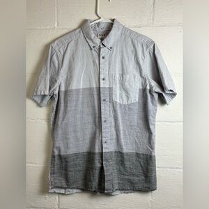 Hurley Lightweight Classic Fit Business Casual Button Down Shirt Size Medium